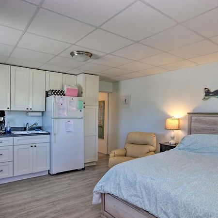 Atlantic Beach Studio With Community Pool! Kültér fotó