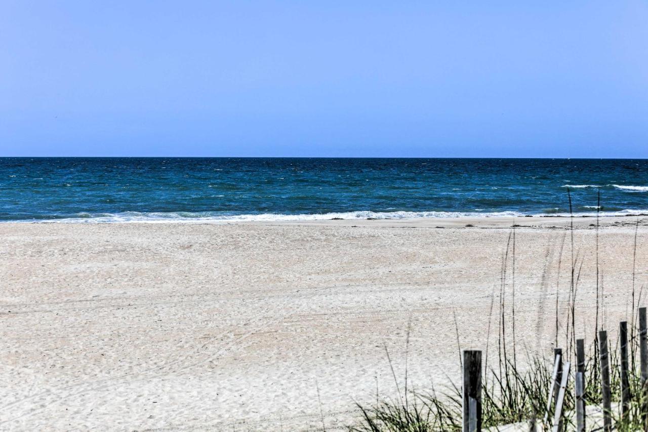 Atlantic Beach Studio With Community Pool! Kültér fotó